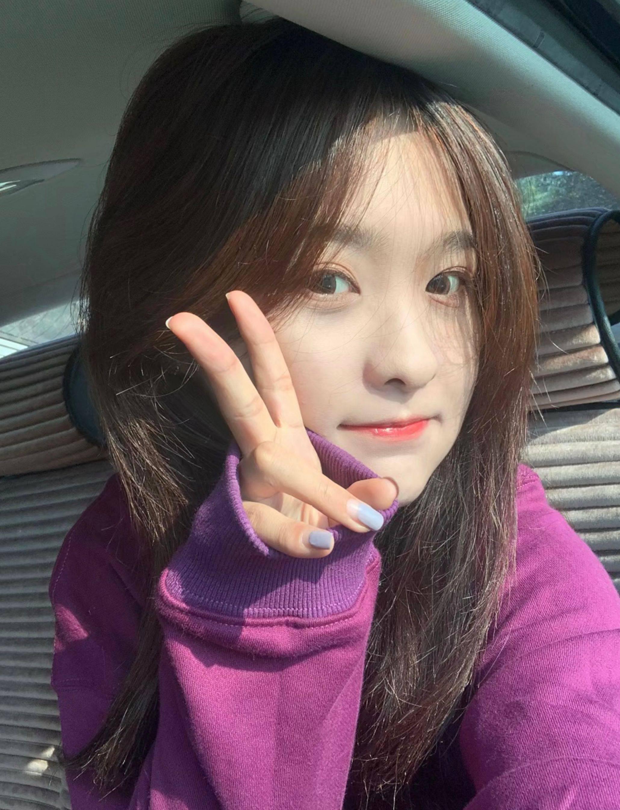 颜控必入！漂亮的小姐姐，会说话的大眼睛，猛亲猛吻69嗨翻了