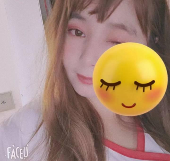 青青妹妹偶尔做做兼职